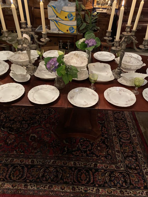 Diner servies zijaanzicht