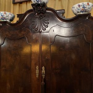 Hollands kabinet closeup